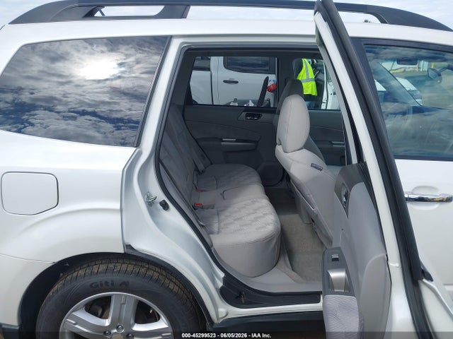 2010 Subaru Forester 2.5x Premium მანქანა იყიდება აუქციონზე, vin: JF2SH6CC8AH795877, აუქციონის ნომერი: 45299523