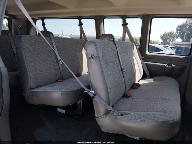 Chevrolet Express 3500 Lt 2018 1GAZGPFG4J1337629 Image 8