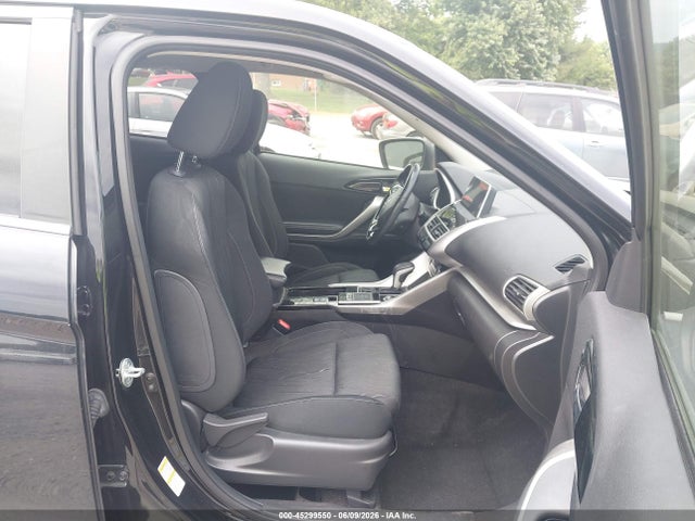 45299550 :رقم المزاد ، JA4AT5AA8JZ038373 vin ، 2018 Mitsubishi Eclipse Cross Se مزاد بيع