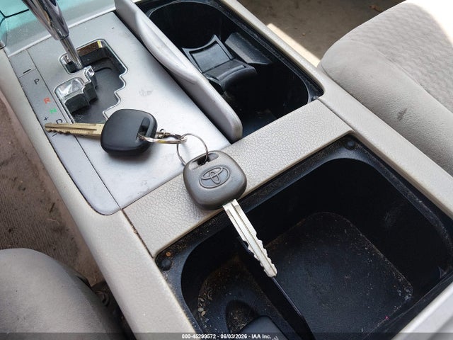 2010 Toyota Camry Le მანქანა იყიდება აუქციონზე, vin: 4T4BF3EK7AR030451, აუქციონის ნომერი: 45299572