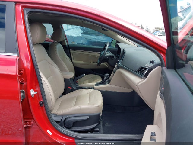 Hyundai Elantra Limited 2017 5NPD84LF4HH083397 Image 17