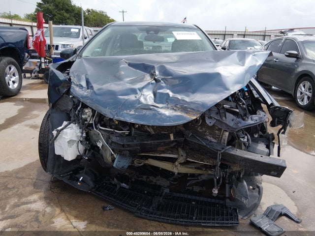 Aukcja sprzedaży 2017 Toyota Corolla Le, vin: 5YFBURHE2HP636213, numer aukcji: 45299604