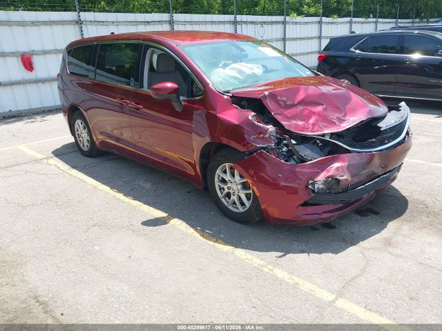 2018 Chrysler Pacifica Touring მანქანა იყიდება აუქციონზე, vin: 2C4RC1DG0JR148667, აუქციონის ნომერი: 45299617