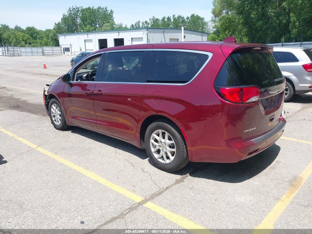 2018 Chrysler Pacifica Touring მანქანა იყიდება აუქციონზე, vin: 2C4RC1DG0JR148667, აუქციონის ნომერი: 45299617