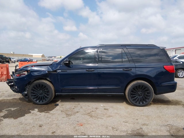 5LMJJ2LTXKEL25398 Lincoln Navigator Reserve