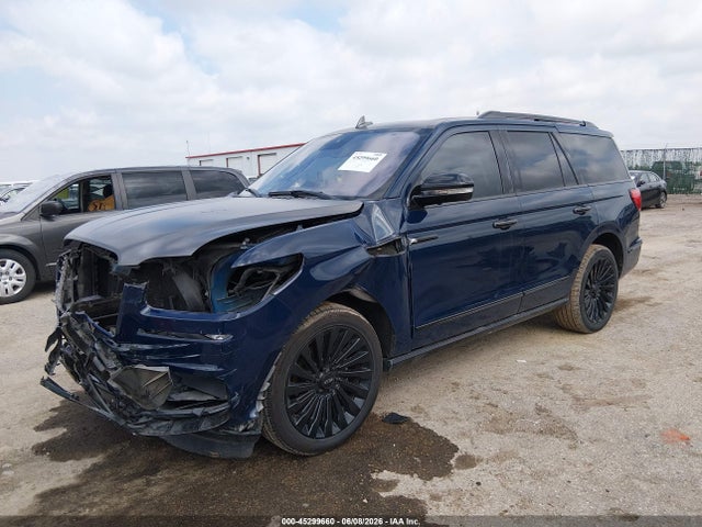 5LMJJ2LTXKEL25398 Lincoln Navigator Reserve