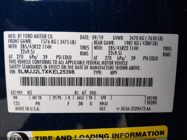 5LMJJ2LTXKEL25398 Lincoln Navigator Reserve