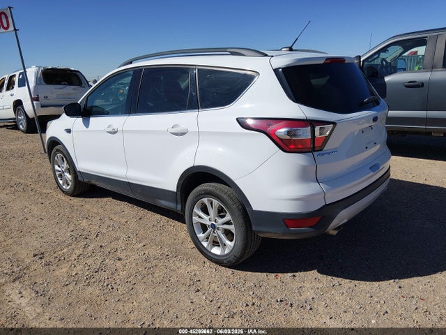 Ford ESCAPE SE 2018 1FMCU9GD8JUD08750 Image 3
