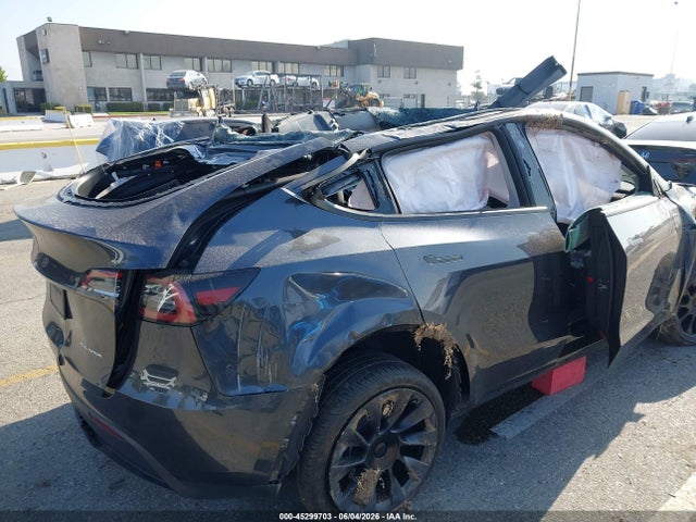 Aukcja sprzedaży 2024 Tesla Model Y Long Range Dual Motor All-wheel Drive, vin: 7SAYGDEE1RA233359, numer aukcji: 45299703