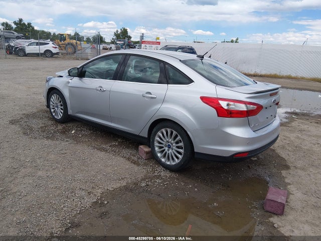 Продажа на аукционе авто 2012 Ford Focus Titanium, vin: 1FAHP3J27CL279844, номер лота: 45299705