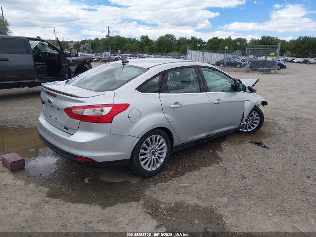 Продажа на аукционе авто 2012 Ford Focus Titanium, vin: 1FAHP3J27CL279844, номер лота: 45299705