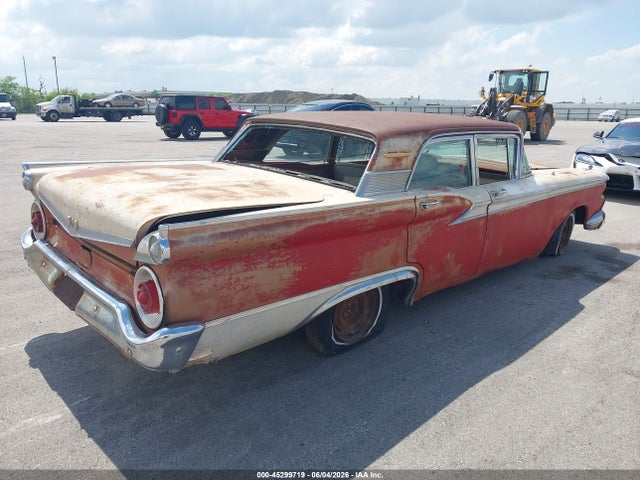 1959 Ford Galaxie 500 Fairlane მანქანა იყიდება აუქციონზე, vin: C9DS159381, აუქციონის ნომერი: 45299719