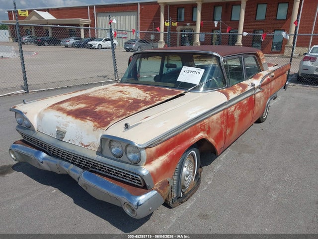 1959 Ford Galaxie 500 Fairlane მანქანა იყიდება აუქციონზე, vin: C9DS159381, აუქციონის ნომერი: 45299719