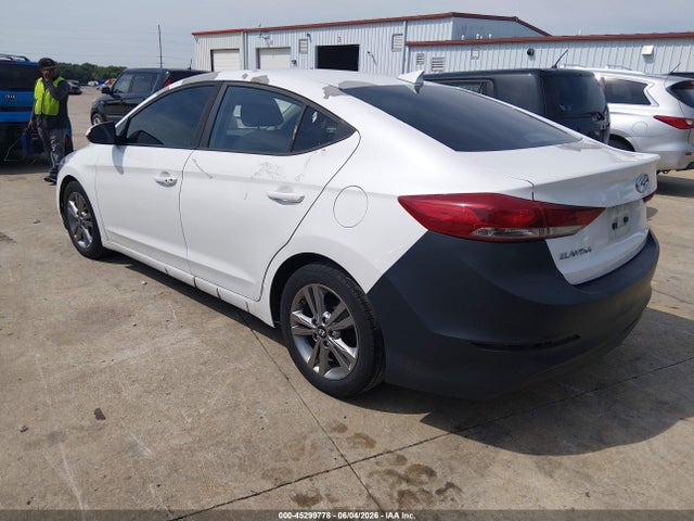45299778 :رقم المزاد ، 5NPD84LF5HH181533 vin ، 2017 Hyundai Elantra Value Edition مزاد بيع
