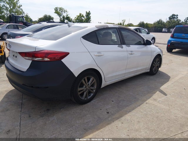 45299778 :رقم المزاد ، 5NPD84LF5HH181533 vin ، 2017 Hyundai Elantra Value Edition مزاد بيع