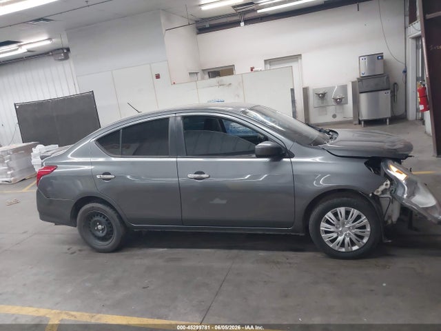 3N1CN7AP7JL886022 Nissan Versa 1.6 Sv