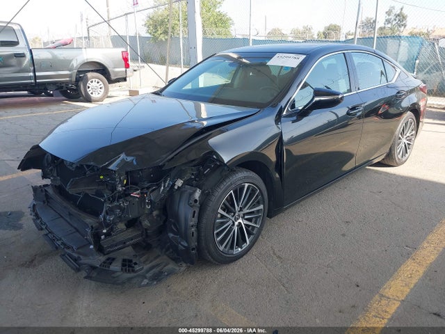 Lexus ES 300H 2025 58ADA1C16SU059966 Image 2