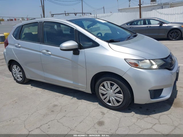 Продажа на аукционе авто 2016 Honda Fit Lx, vin: JHMGK5H50GX011473, номер лота: 45299811