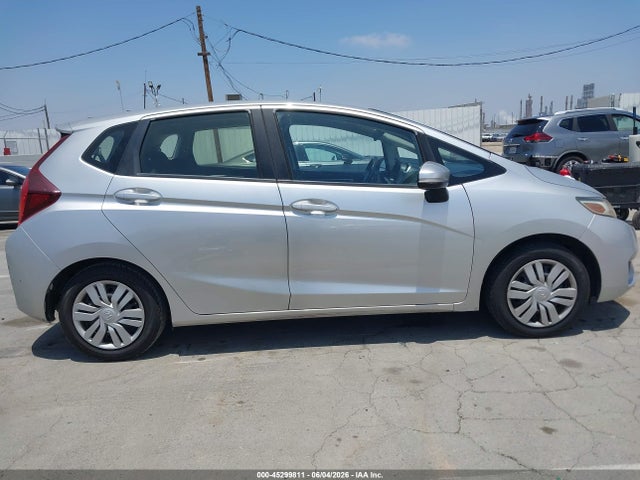 Продажа на аукционе авто 2016 Honda Fit Lx, vin: JHMGK5H50GX011473, номер лота: 45299811