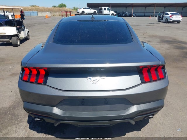 Ford Mustang Ecoboost Fastback 2024 1FA6P8TH8R5126117 Image 16