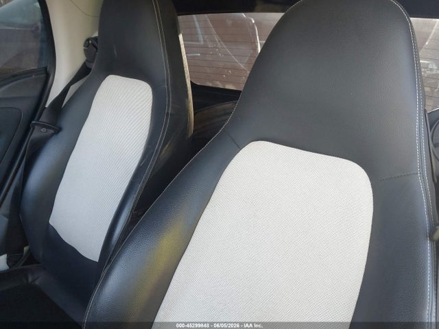 Продажа на аукционе авто 2013 Smart Fortwo Pure, vin: WMEEJ3BA1DK648954, номер лота: 45299848