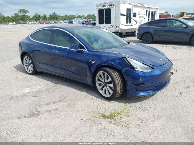Tesla Model 3 Long Range/mid Range 2018 5YJ3E1EA3JF178171 zdjęcie główne