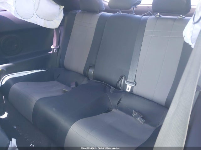 Scion TC 2015 JTKJF5C70F3095572 Image 8