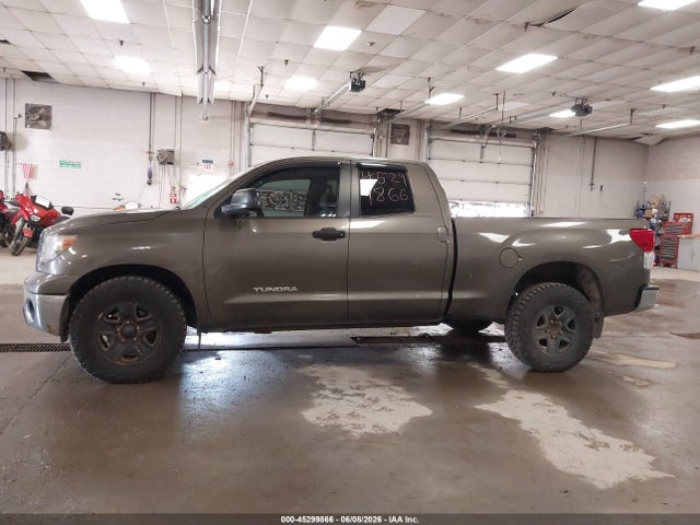 45299866 :رقم المزاد ، 5TFUM5F16CX029677 vin ، 2012 Toyota Tundra Grade 4.6l V8 مزاد بيع