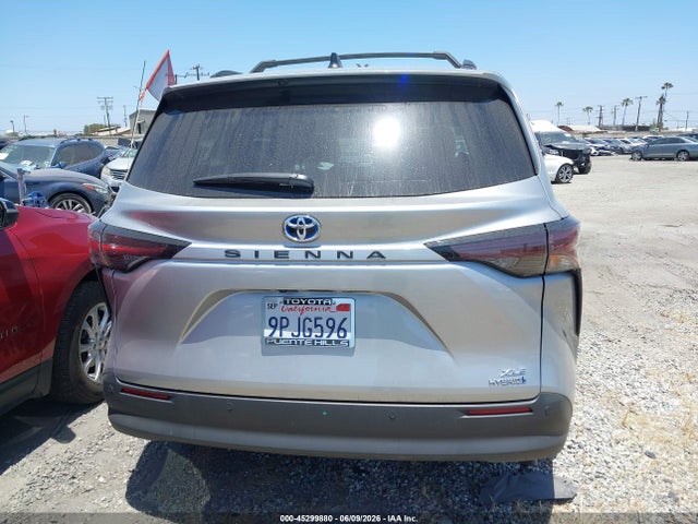 Toyota SIENNA XLE 2024 5TDYRKEC7RS218860 Image 16