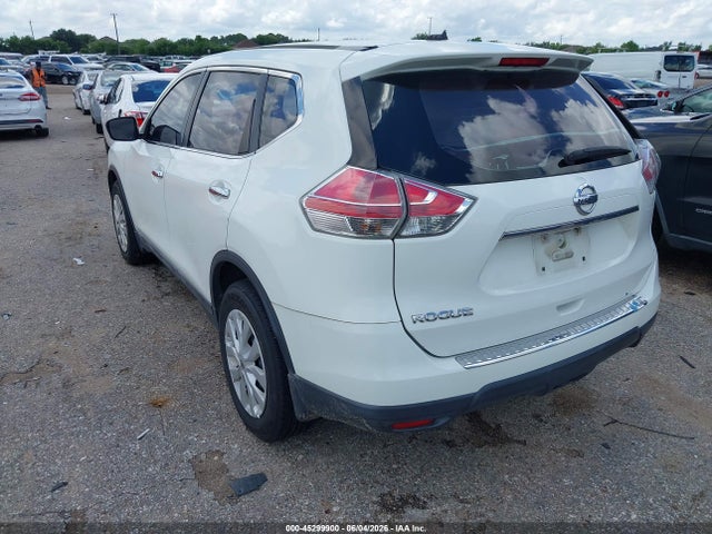 Продажа на аукционе авто 2015 Nissan Rogue S, vin: 5N1AT2MT6FC855896, номер лота: 45299900
