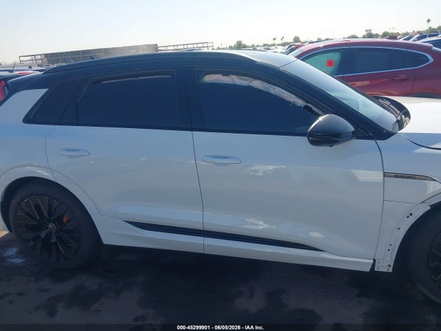 WA15AAGE0RB020190 Audi Q8 E-tron Premium Plus Quattro