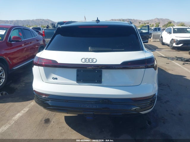 WA15AAGE0RB020190 Audi Q8 E-tron Premium Plus Quattro