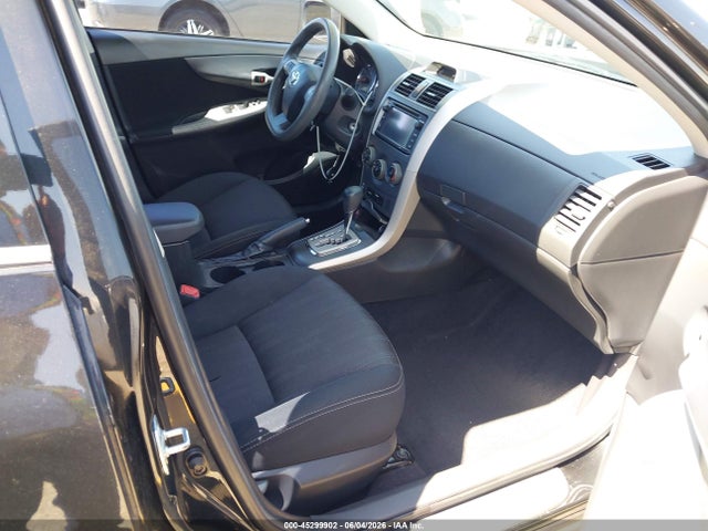 45299902 :رقم المزاد ، 5YFBU4EE7DP142432 vin ، 2013 Toyota Corolla S مزاد بيع