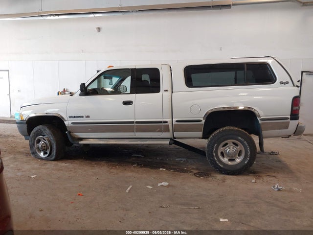 Продаж на аукціоні авто 2000 Dodge Ram 2500 St, vin: 3B7KF23Z7YG158209, номер лоту: 45299939