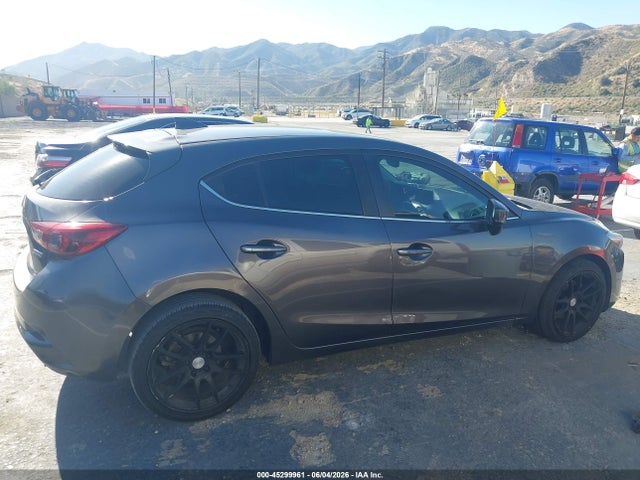 3MZBN1M32JM245771 Mazda Mazda3 Grand Touring