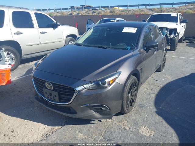 3MZBN1M32JM245771 Mazda Mazda3 Grand Touring