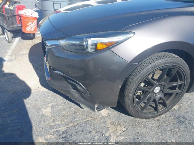 3MZBN1M32JM245771 Mazda Mazda3 Grand Touring