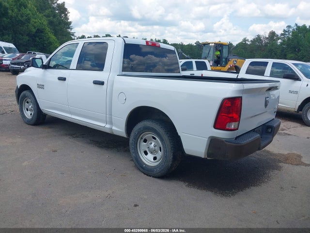 1C6RR6KG2HS590221 RAM 1500 Tradesman 4x2 5&#039;7 Box