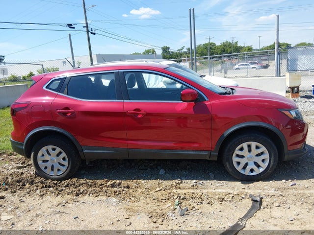 2018 Nissan Rogue Sport S მანქანა იყიდება აუქციონზე, vin: JN1BJ1CP1JW157039, აუქციონის ნომერი: 45299969