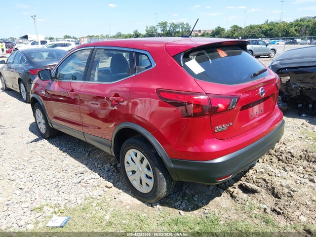2018 Nissan Rogue Sport S მანქანა იყიდება აუქციონზე, vin: JN1BJ1CP1JW157039, აუქციონის ნომერი: 45299969