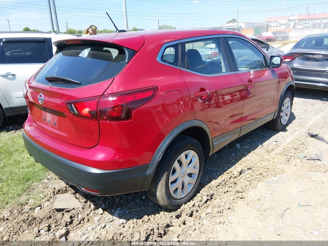 2018 Nissan Rogue Sport S მანქანა იყიდება აუქციონზე, vin: JN1BJ1CP1JW157039, აუქციონის ნომერი: 45299969