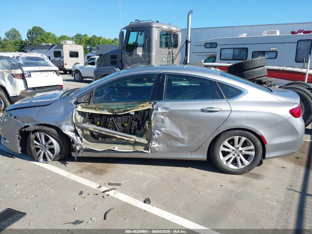 Продаж на аукціоні авто 2016 Chrysler 200 Limited, vin: 1C3CCCAB1GN110921, номер лоту: 45299981