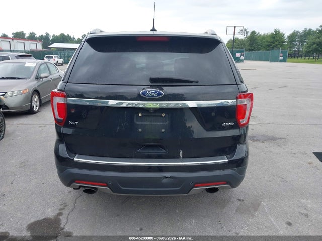 45299988 :رقم المزاد ، 1FM5K8D89JGC16836 vin ، 2018 Ford Explorer Xlt مزاد بيع