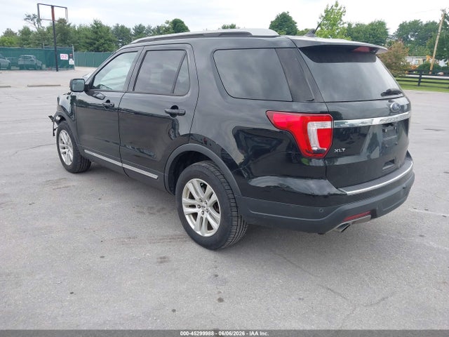 45299988 :رقم المزاد ، 1FM5K8D89JGC16836 vin ، 2018 Ford Explorer Xlt مزاد بيع