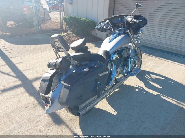 Продажа на аукционе авто 2005 Honda Vtx1300 R, vin: 1HFSC52335A203363, номер лота: 45300006