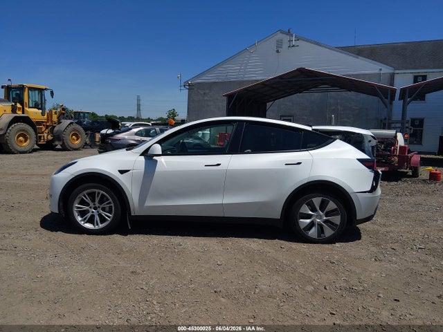 Продаж на аукціоні авто 2023 Tesla Model Y Awd/long Range Dual Motor All-wheel Drive, vin: 7SAYGDEE9PF632780, номер лоту: 45300025