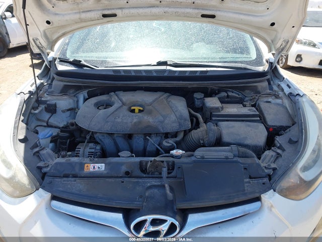 5NPDH4AE7FH560198 Hyundai ELANTRA SE