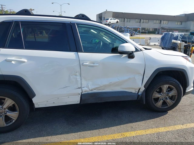 Aukcja sprzedaży 2022 Toyota Rav4 Xle, vin: 2T3W1RFV0NW216769, numer aukcji: 45300043