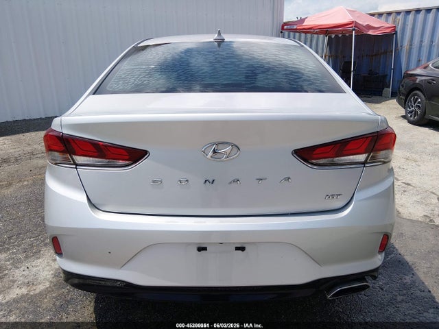 Hyundai SONATA ECO 2019 5NPE24AA6KH774421 Image 17