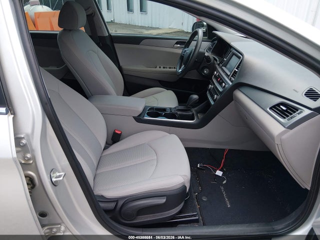 Hyundai SONATA ECO 2019 5NPE24AA6KH774421 Image 5